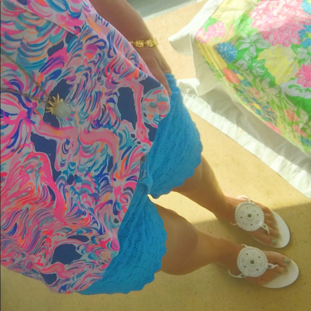Lilly Pulitzer Blue Eyelet Walsh shorts